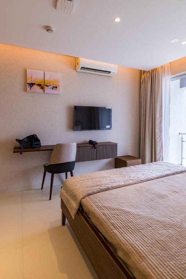 Ar Suites Jewels Royale - Koregaon Park Nx Pune Ngoại thất bức ảnh