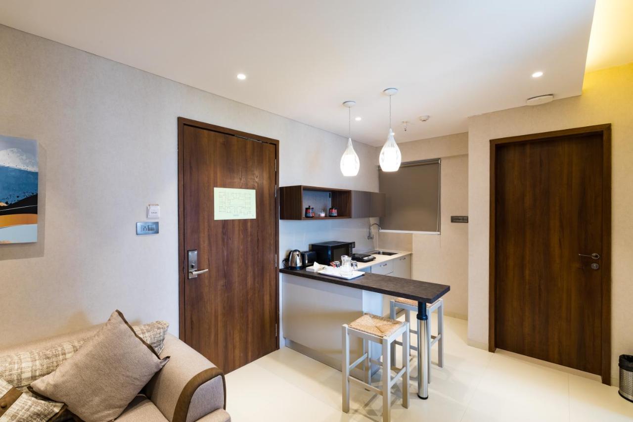 Ar Suites Jewels Royale - Koregaon Park Nx Pune Ngoại thất bức ảnh